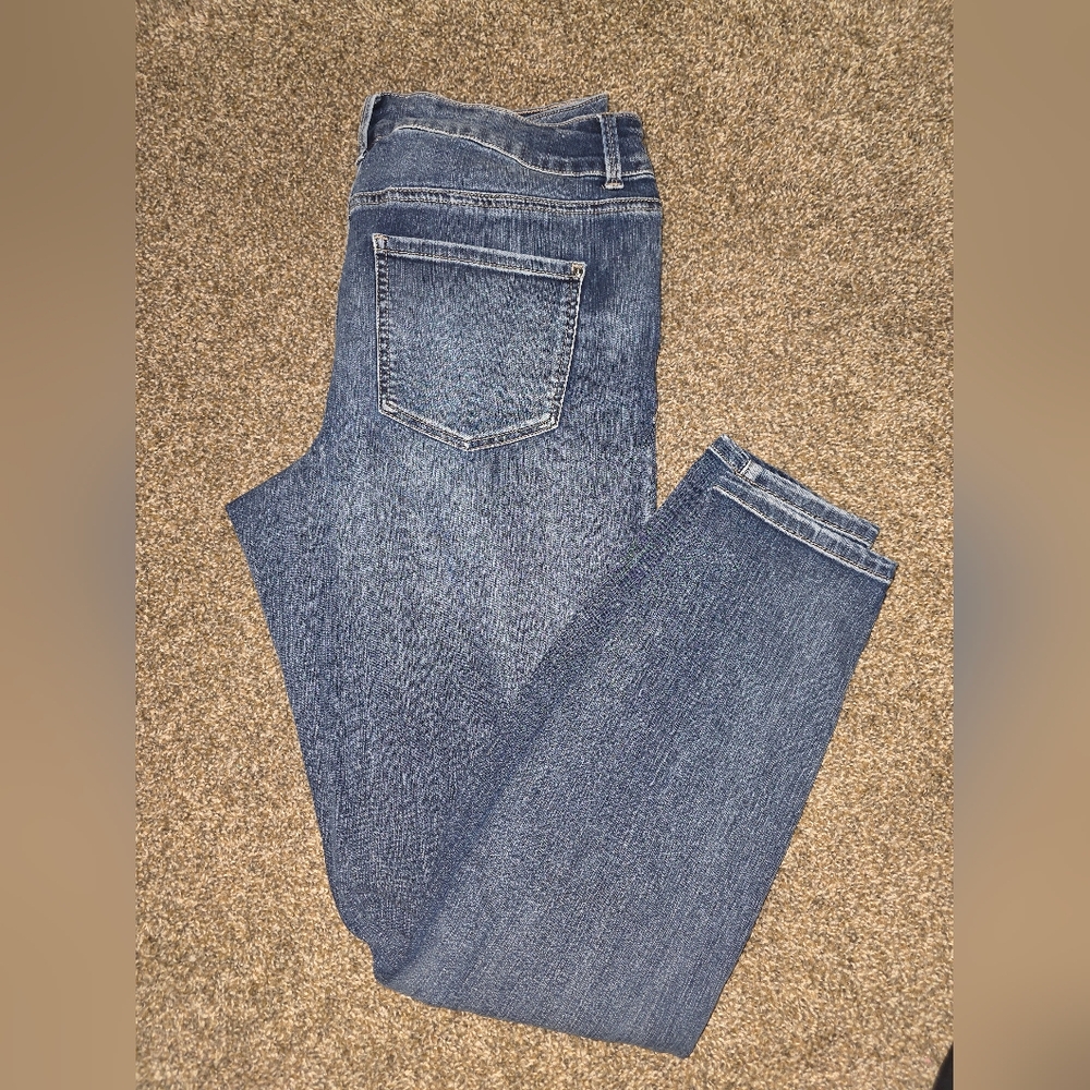 Maurices Dark Blue High-Rise Everflex Jeans 16W Long - Picture 2 of 7